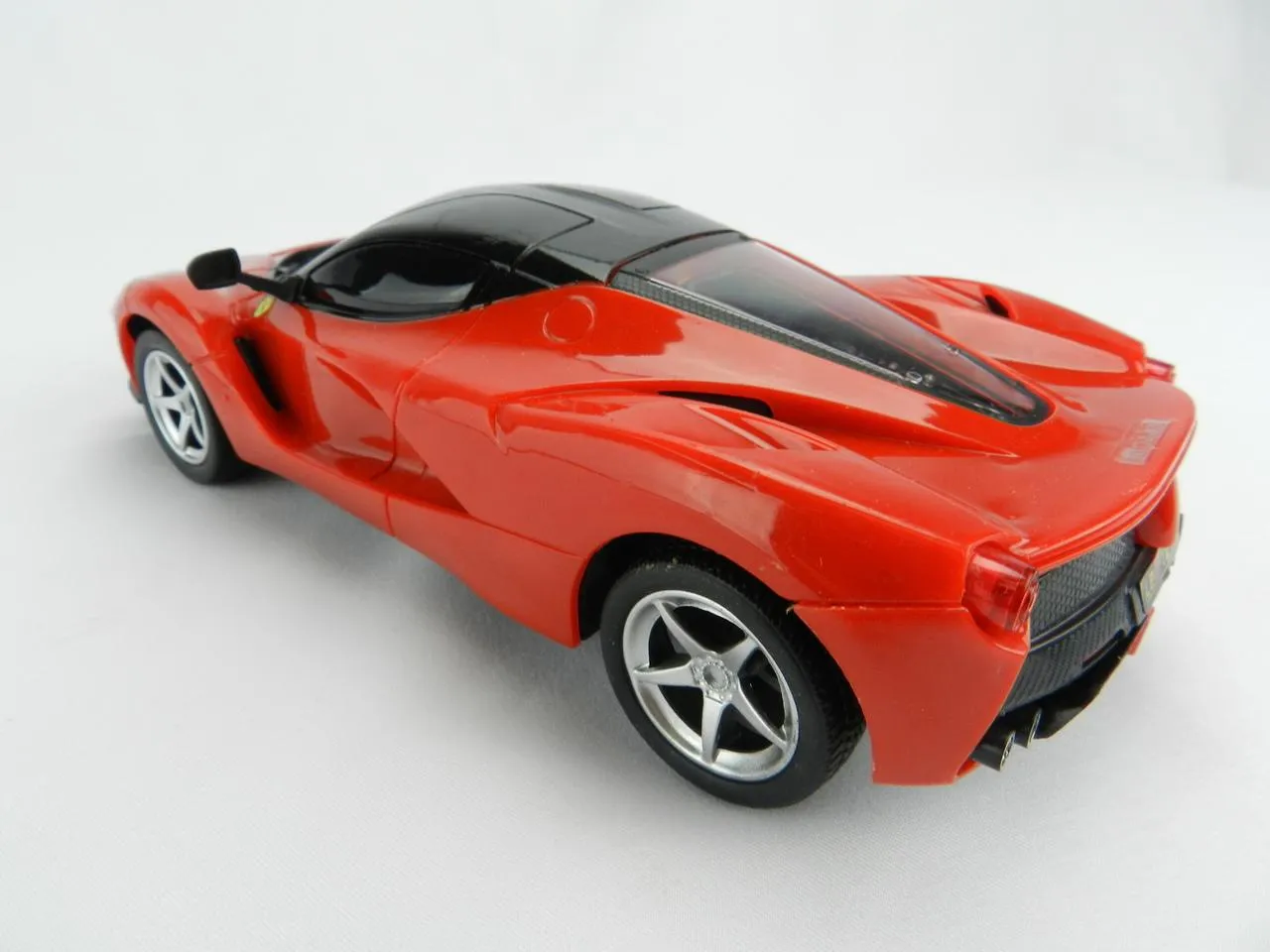 Braha Top-Speed, Race RC Toy Car Remote Control 1:24 - Vehicle for Boys 6,7,8 Years Old
