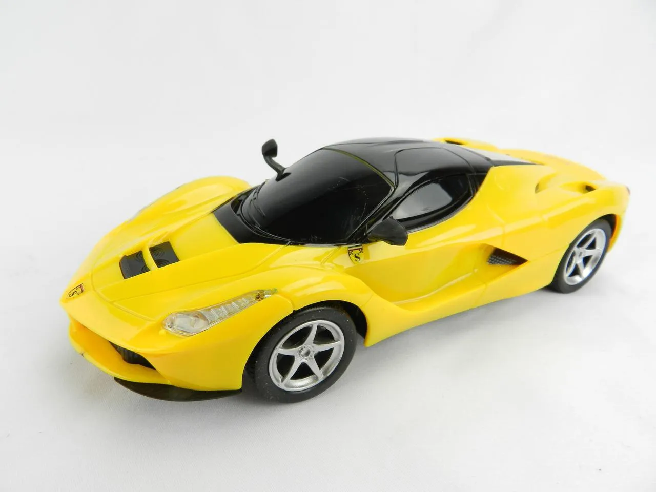Braha Top-Speed, Race RC Toy Car Remote Control 1:24 - Vehicle for Boys 6,7,8 Years Old