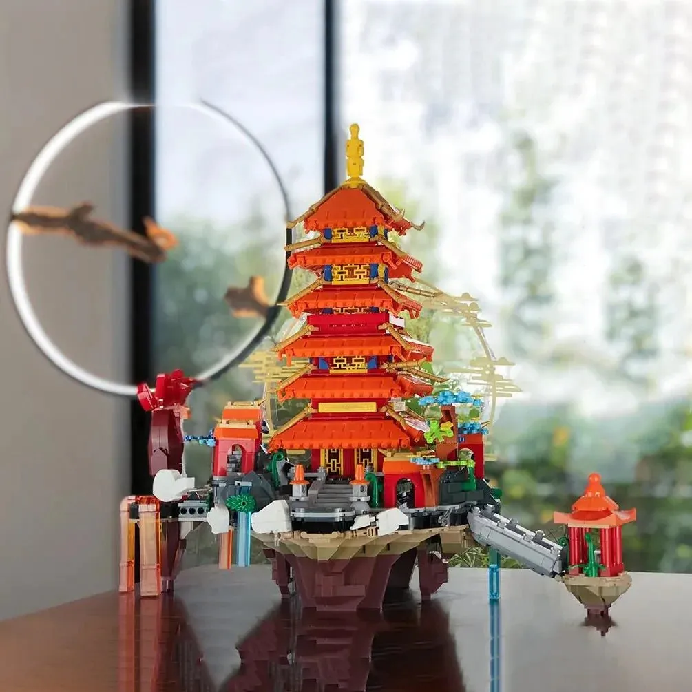 Bring the Beauty of the Golden Palace to Life with Our LED Light Building Set