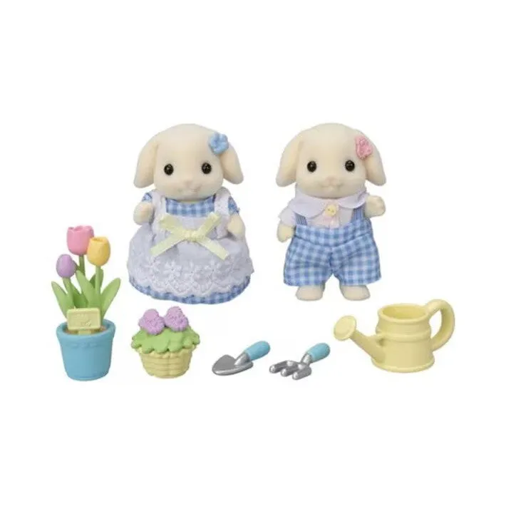 Calico Critters blossoming garden set