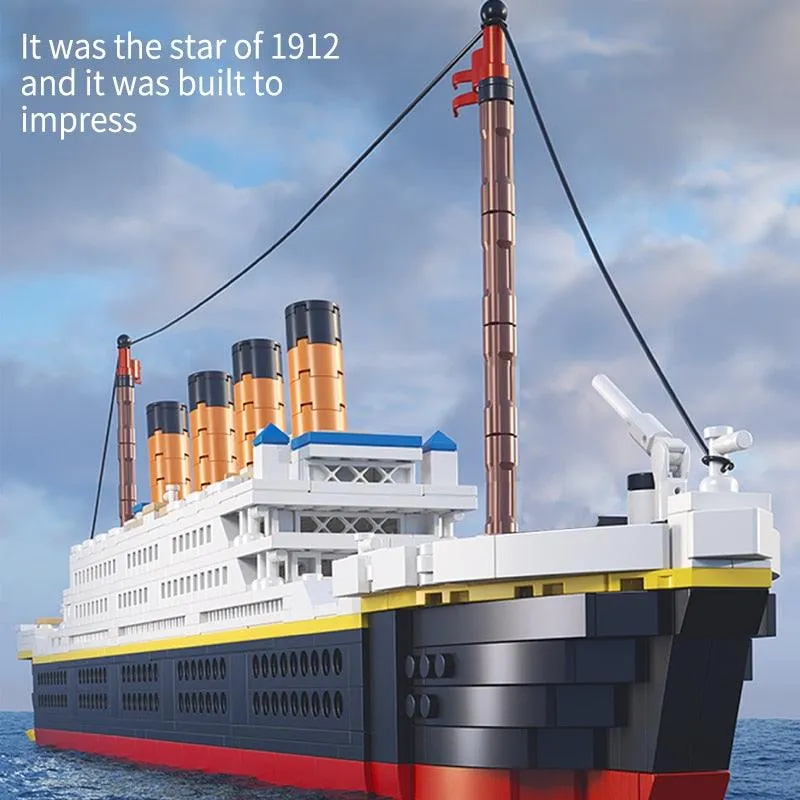 Titanic Ship Building Blocks Set