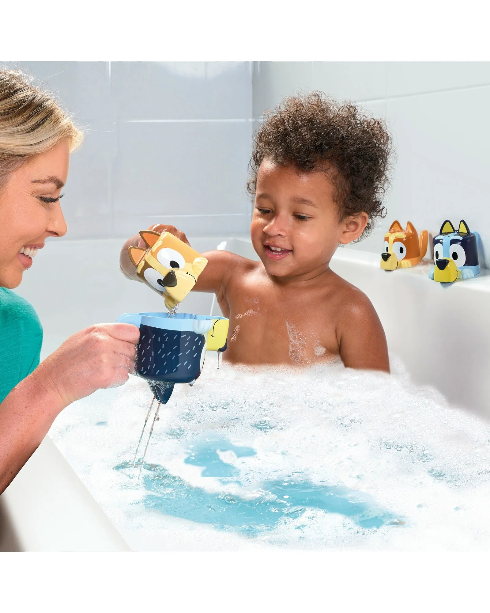 TOMY Blueys Family Pouring Cups